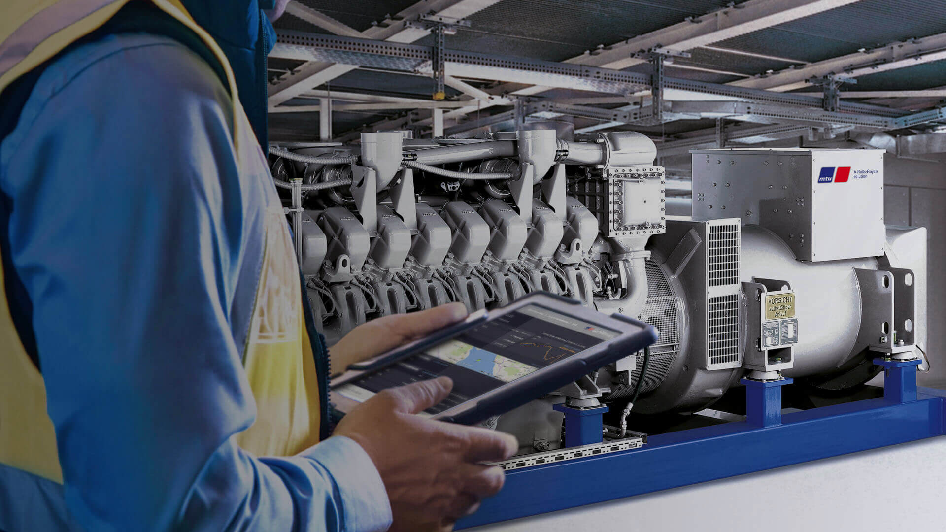 Header_Engineer-using-tablet_adapt_with_MTU_engine_2_AG.jpg
