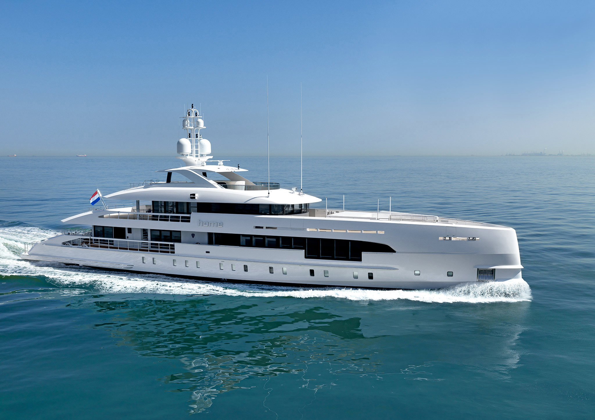 Heesen_Yacht_NovaHybrid.jpg